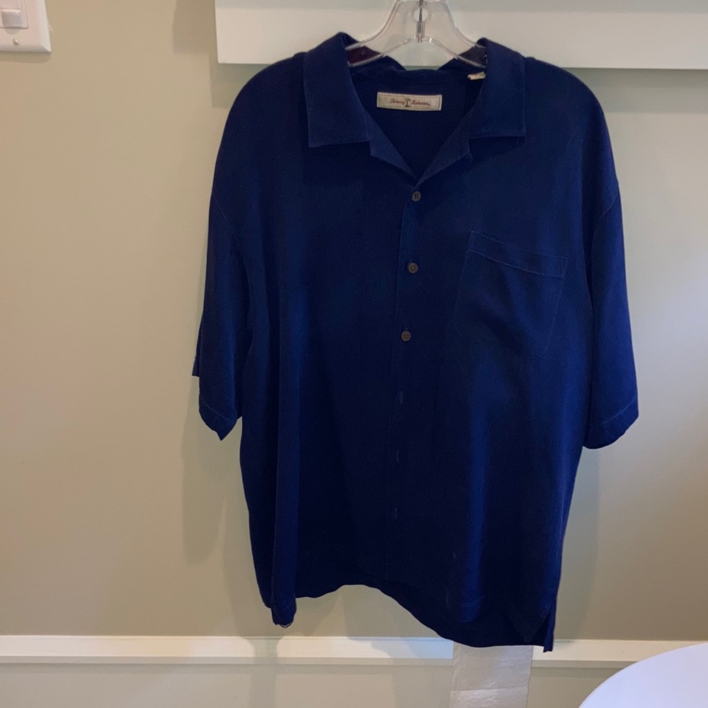 Men’s button down blue 100% silk shirt. Tommy Bahama.